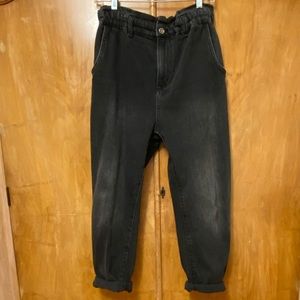 Black Zara paper bag waist jeans